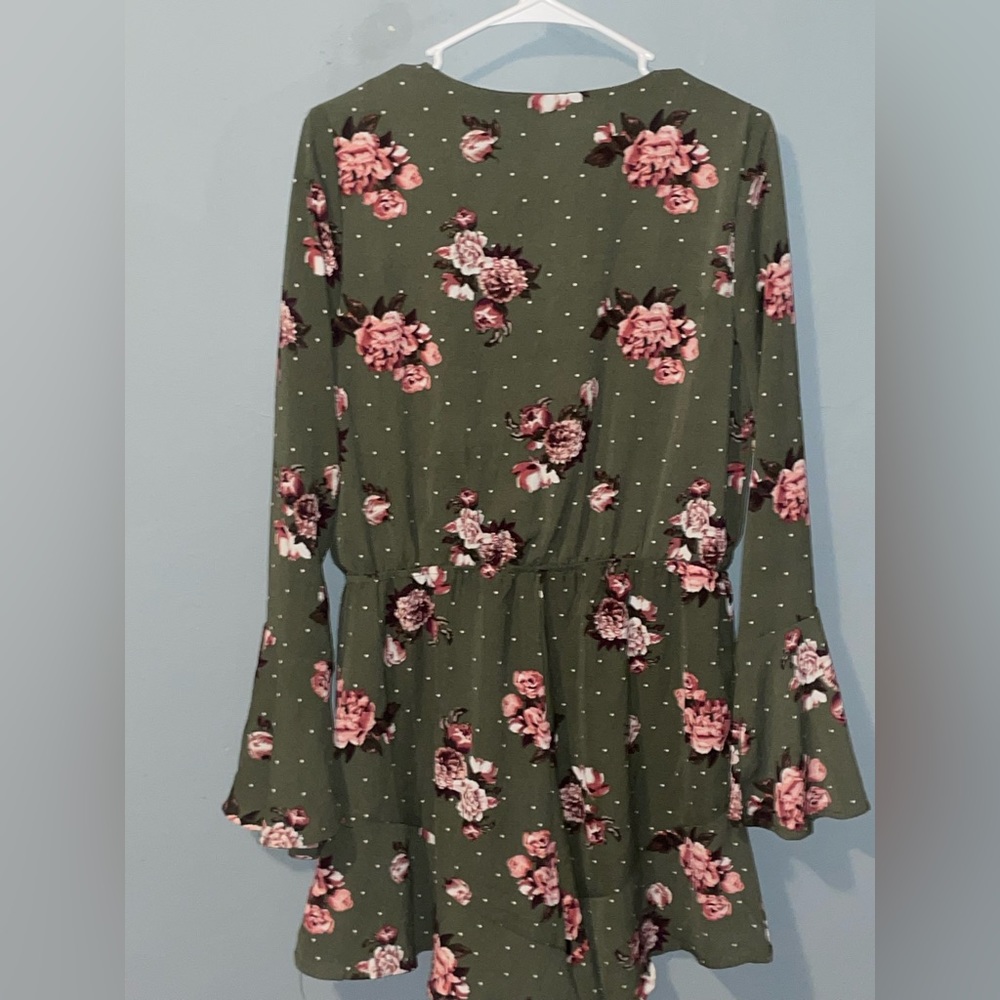 Romper - Picture 5 of 6